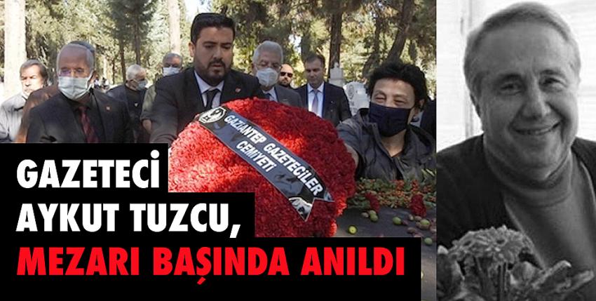 Gazeteci Aykut Tuzcu, mezarı başında anıldı